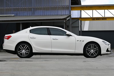 2016 Maserati Ghibli - Thumbnail