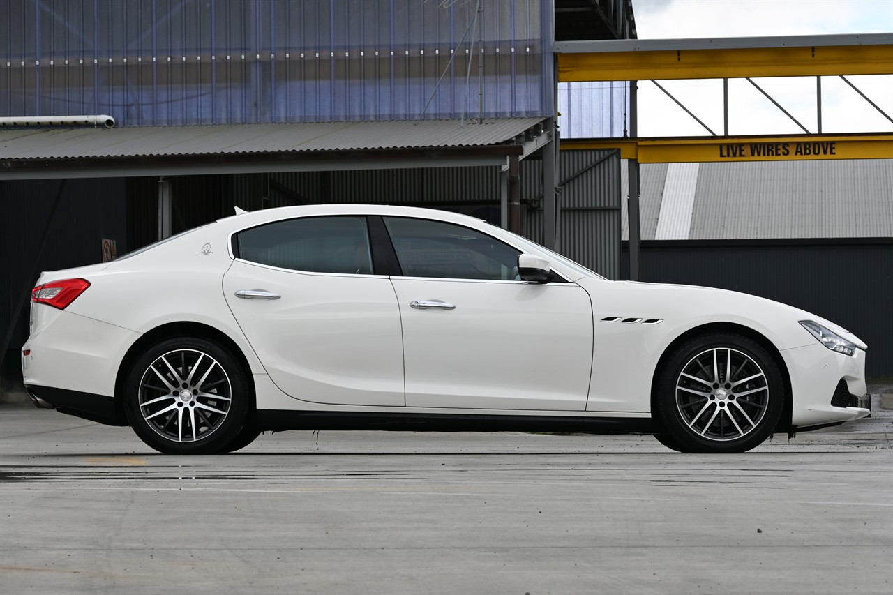 2016 Maserati Ghibli