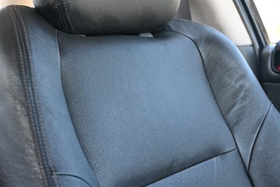 2002 Holden Monaro - Thumbnail