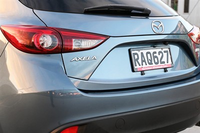2013 Mazda Axela - Thumbnail