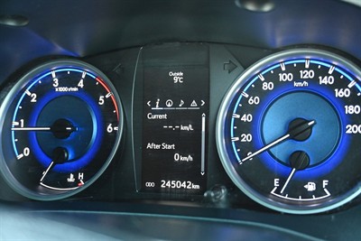 2016 Toyota Hilux - Thumbnail