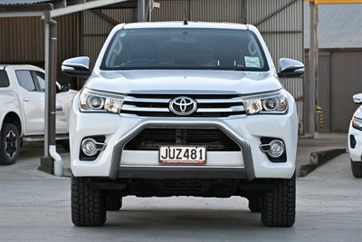 2016 Toyota Hilux - Thumbnail