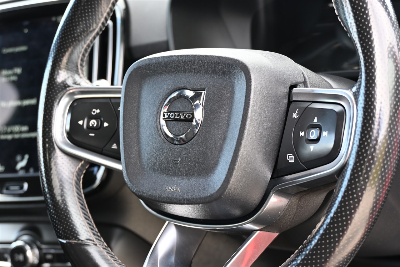 2021 Volvo Xc40