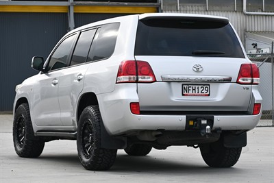 2009 Toyota Landcruiser - Thumbnail