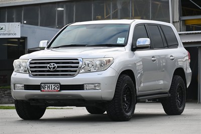 2009 Toyota Landcruiser - Thumbnail