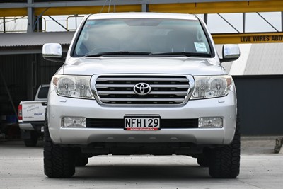 2009 Toyota Landcruiser - Thumbnail