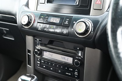 2010 Toyota Landcruiser Prado - Thumbnail