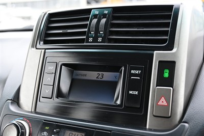 2010 Toyota Landcruiser Prado - Thumbnail