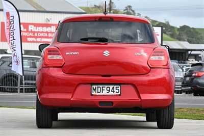 2019 Suzuki Swift - Thumbnail