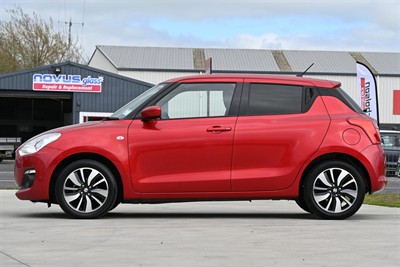 2019 Suzuki Swift - Thumbnail