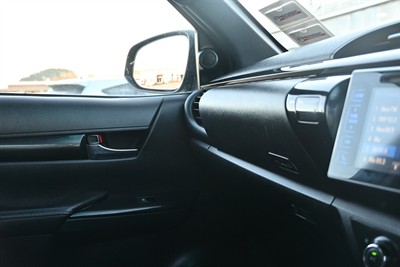 2019 Toyota Hilux - Thumbnail
