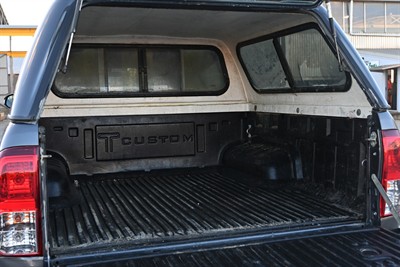 2019 Toyota Hilux - Thumbnail
