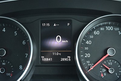 2015 Volkswagen Passat - Thumbnail