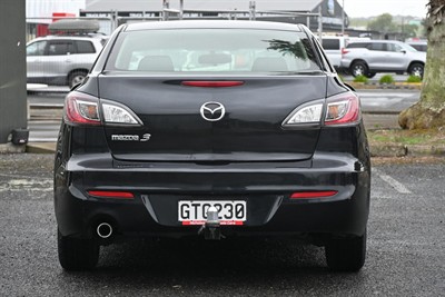 2013 Mazda Mazda3 - Thumbnail