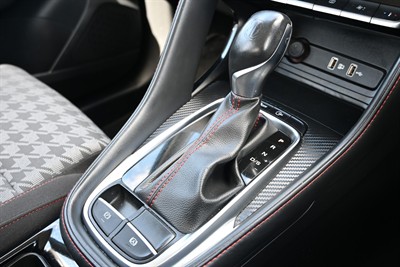 2023 MG Zs - Thumbnail