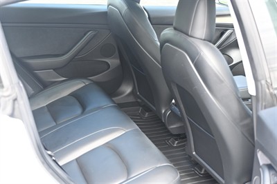 2021 Tesla Model 3 - Thumbnail