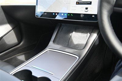 2021 Tesla Model 3 - Thumbnail