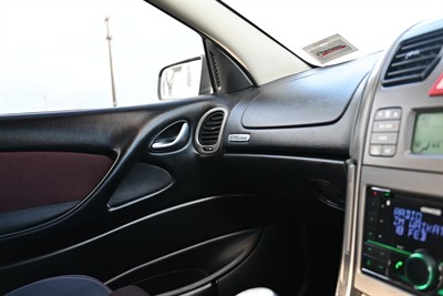 2003 Holden Commodore - Thumbnail