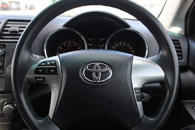 2010 Toyota Highlander - Thumbnail
