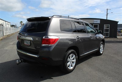2010 Toyota Highlander - Thumbnail