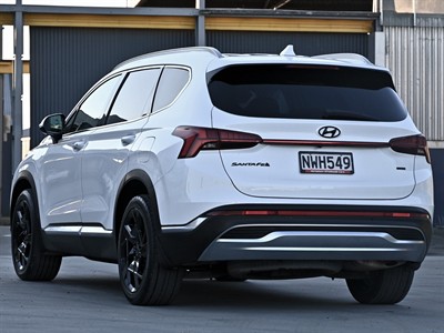 2021 Hyundai Santa Fe - Thumbnail