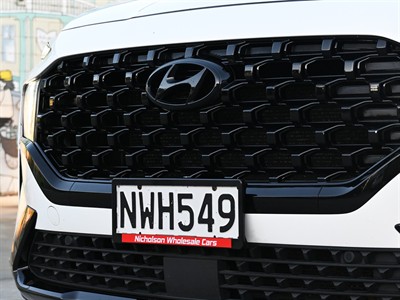 2021 Hyundai Santa Fe - Thumbnail