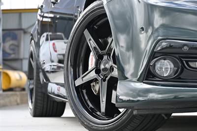 2013 Holden Commodore - Thumbnail