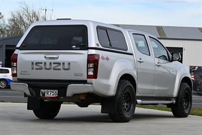 2017 Isuzu D-Max - Thumbnail