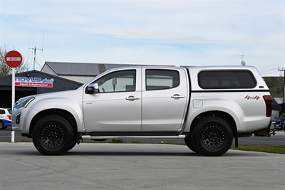 2017 Isuzu D-Max - Thumbnail