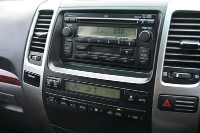 2004 Toyota Landcruiser Prado - Thumbnail