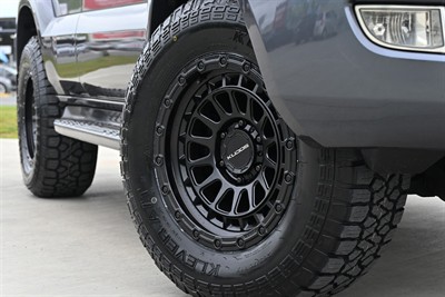 2004 Toyota Landcruiser Prado - Thumbnail