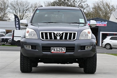 2004 Toyota Landcruiser Prado - Thumbnail
