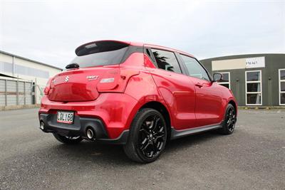 2018 Suzuki Swift - Thumbnail