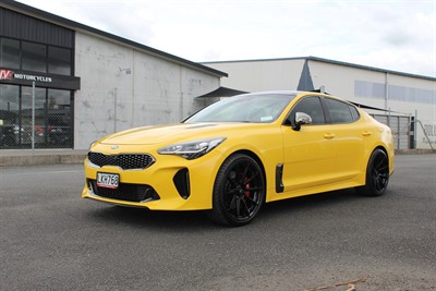 2018 Kia Stinger - Thumbnail