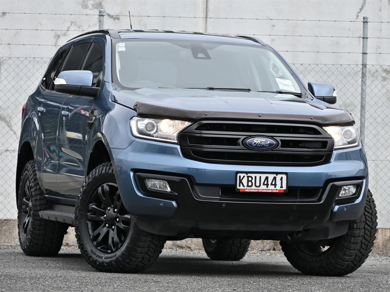 2016 Ford Everest