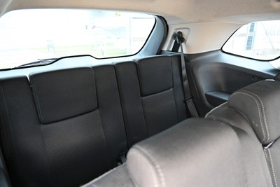 2016 Ford Everest - Thumbnail