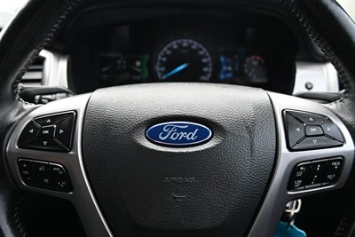 2016 Ford Everest - Thumbnail