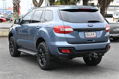 2016 Ford Everest - Thumbnail