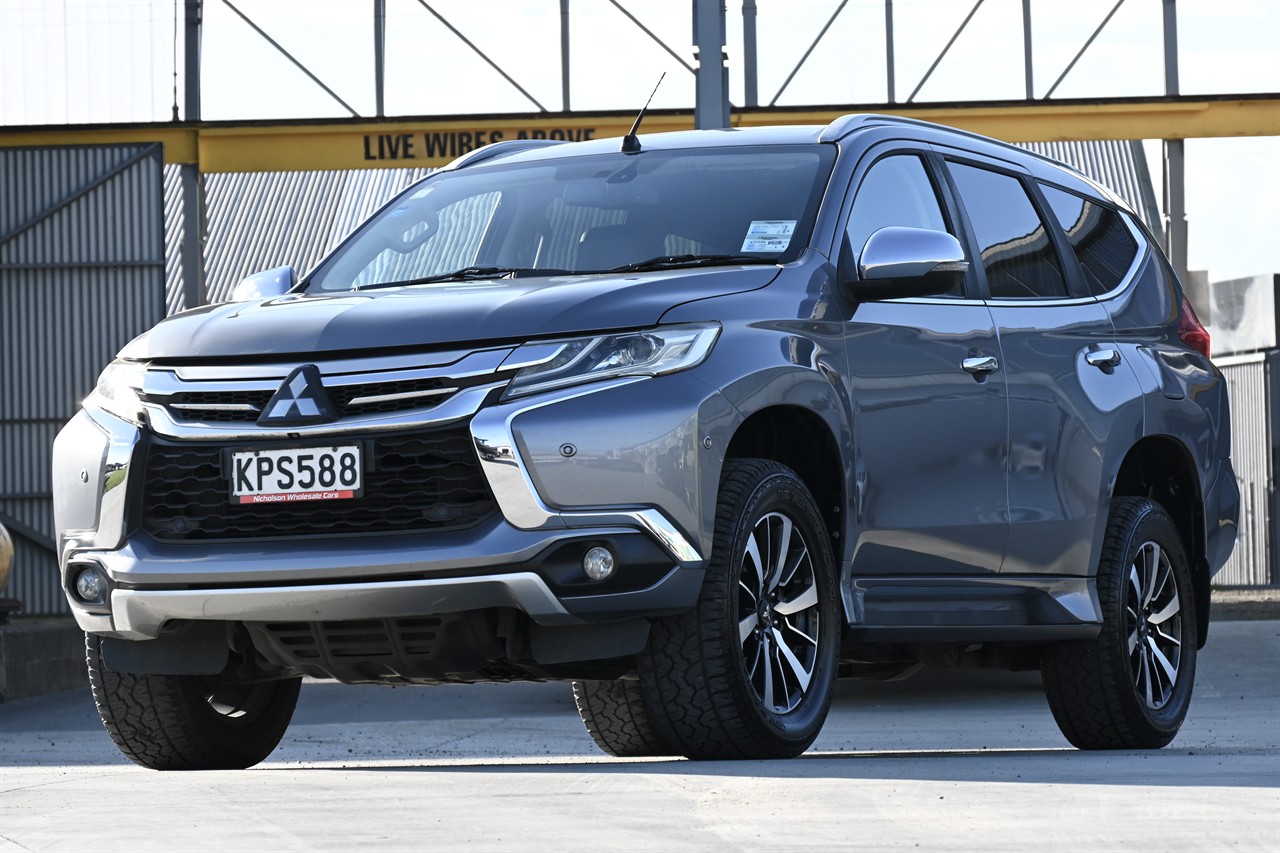 2017 Mitsubishi Pajero Sport