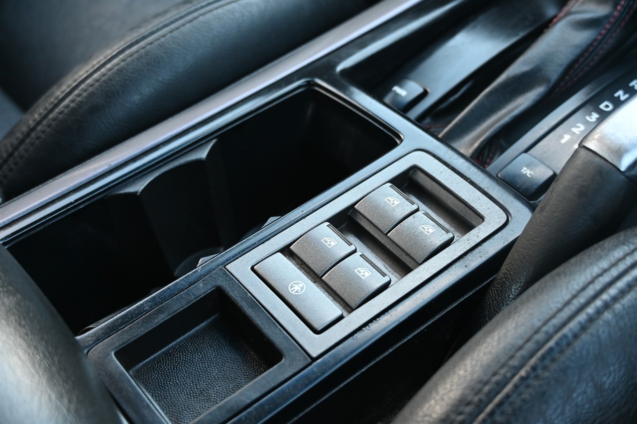 2004 Holden Commodore