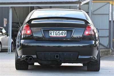 2004 Holden Commodore - Thumbnail
