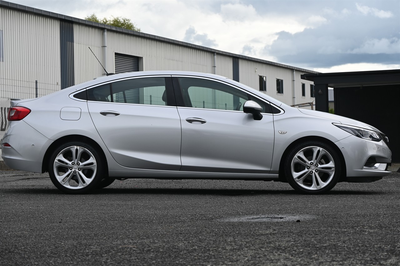 2018 Holden Astra