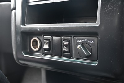 1996 Nissan Terrano - Thumbnail