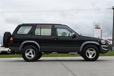 1996 Nissan Terrano - Thumbnail