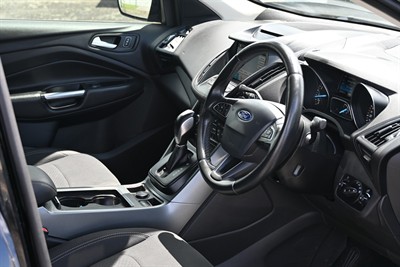 2017 Ford Escape - Thumbnail