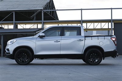 2019 Ssangyong Rhino - Thumbnail