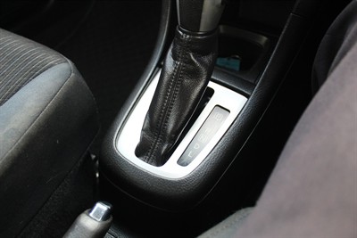 2015 Suzuki Swift - Thumbnail