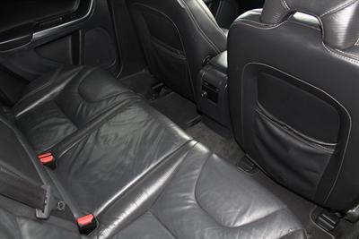 2012 Volvo V60 - Thumbnail