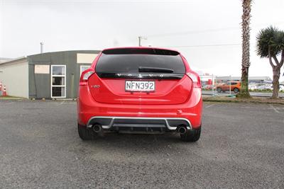 2012 Volvo V60 - Thumbnail