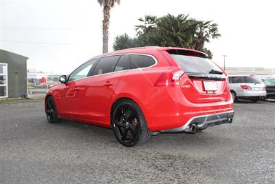 2012 Volvo V60 - Thumbnail
